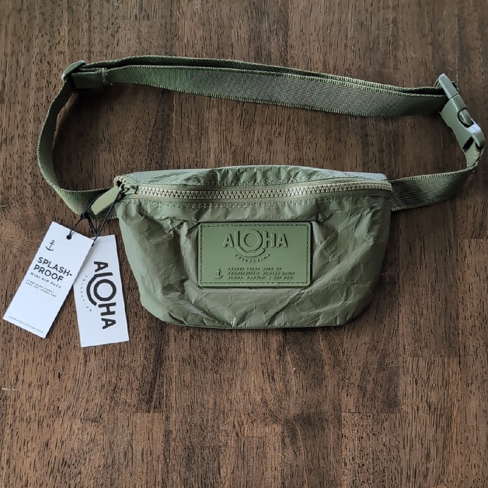 ALOHA Collection Green Crossbody Bag